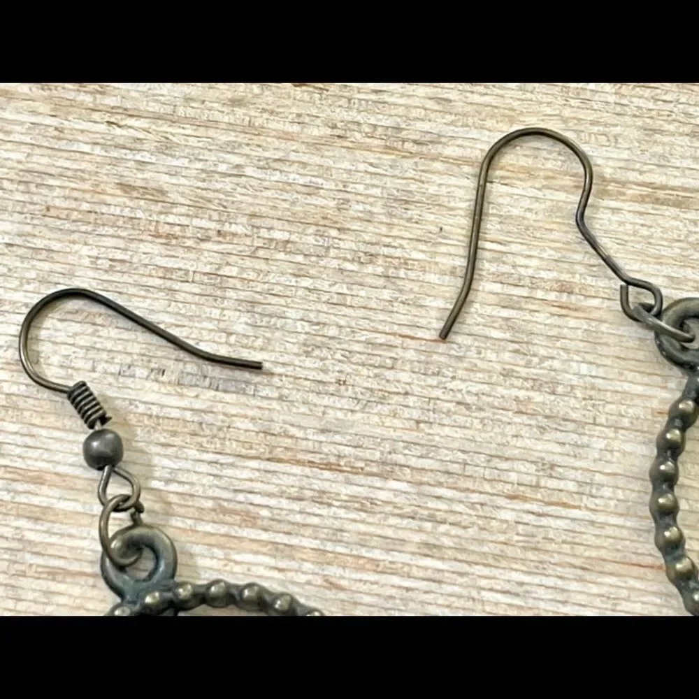 Pearl beaded dangling earrings